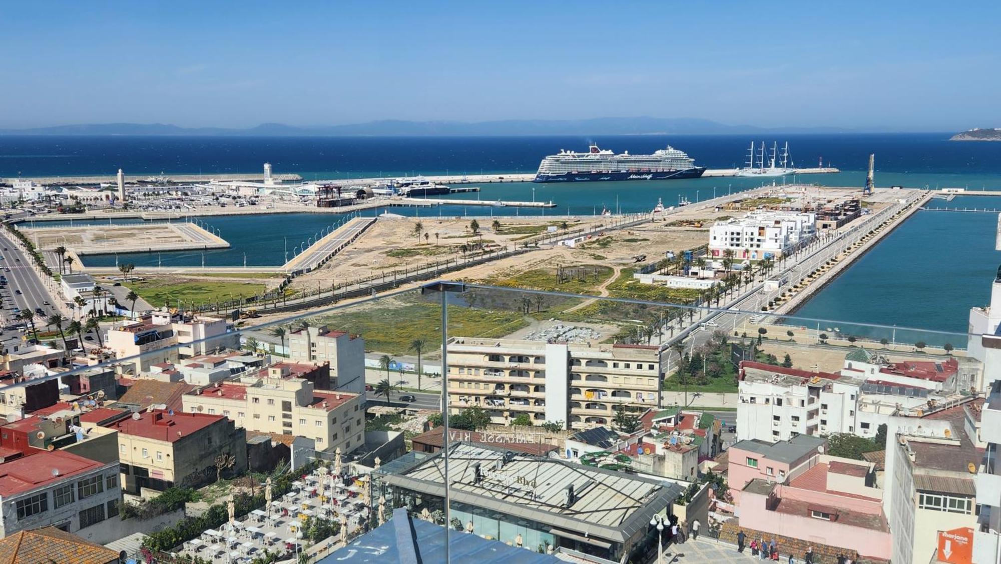 Magnifique Penthouse 160M2 Terrasse 90M2 Vue Mer Tanger Exteriér fotografie
