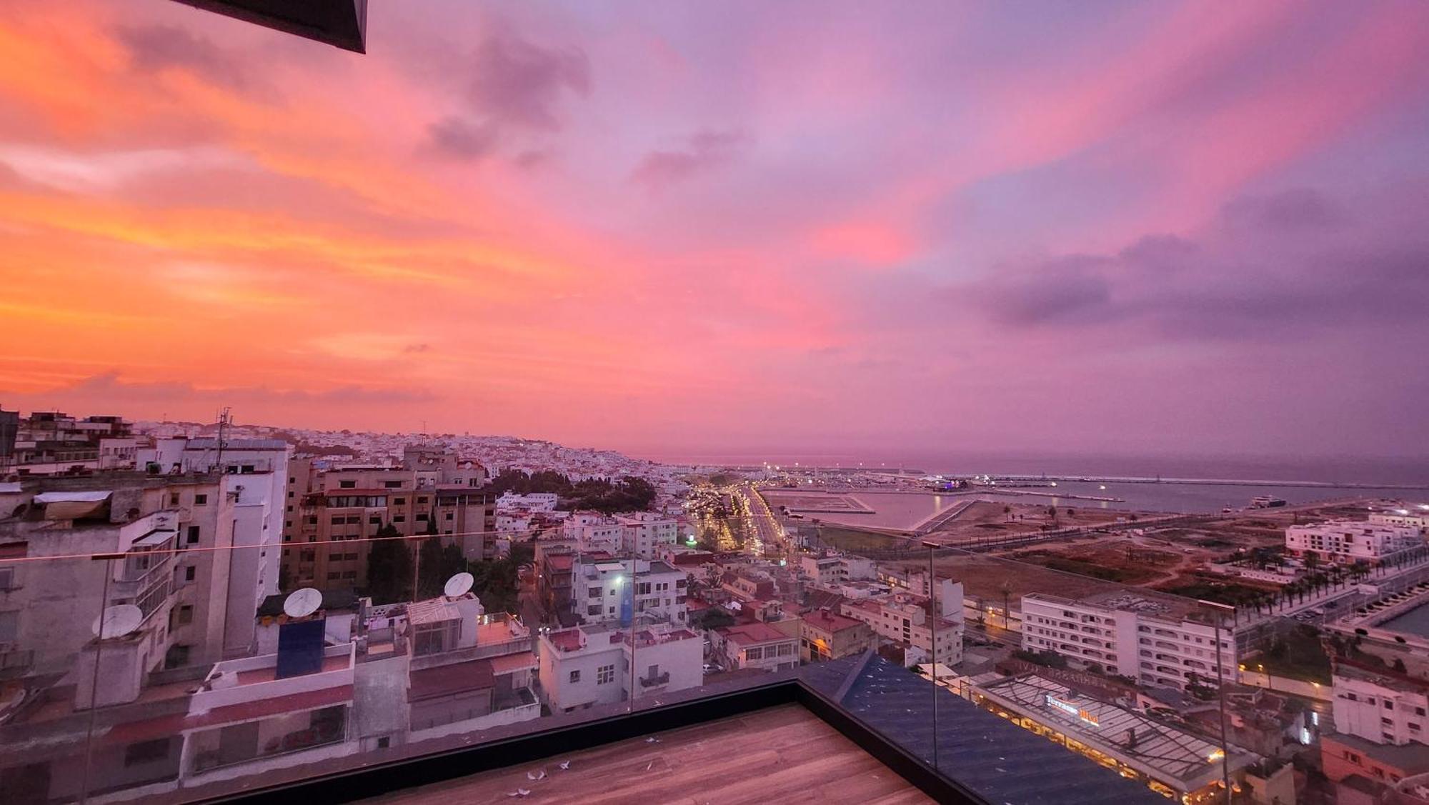 Magnifique Penthouse 160M2 Terrasse 90M2 Vue Mer Tanger Exteriér fotografie